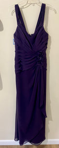 HAVR100-A Plum Purple Gown. NWT Size 10