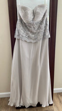 Load image into Gallery viewer, HADD100-B Grey Mother’s Gown. Size 12P