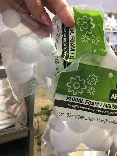 LOCH100-Q Mini Floral Foam Balls