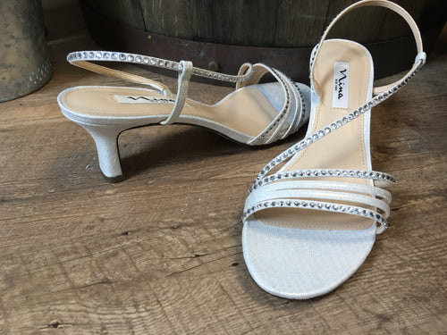 PETR100-AN  Nina Silver Heels, NEW, Size 10