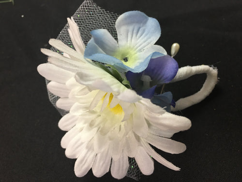 LYNC400-BU Gerbera Daisy Boutonnière