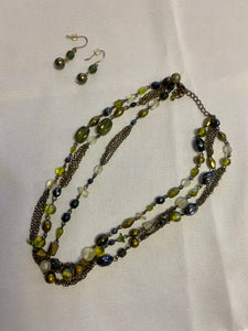 MERC100-P  3 Layer Golds and Greens Necklace and Earrings Set