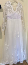 Load image into Gallery viewer, RUMM100-A White Lace Long Sleeve Gown. Size 12