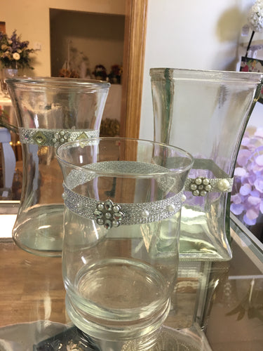 POLI100-I  Set of 3 Glass Vases with Silver Ribbon and Beads