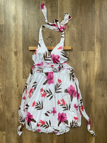 NIEV100-O White Floral Dress. Small