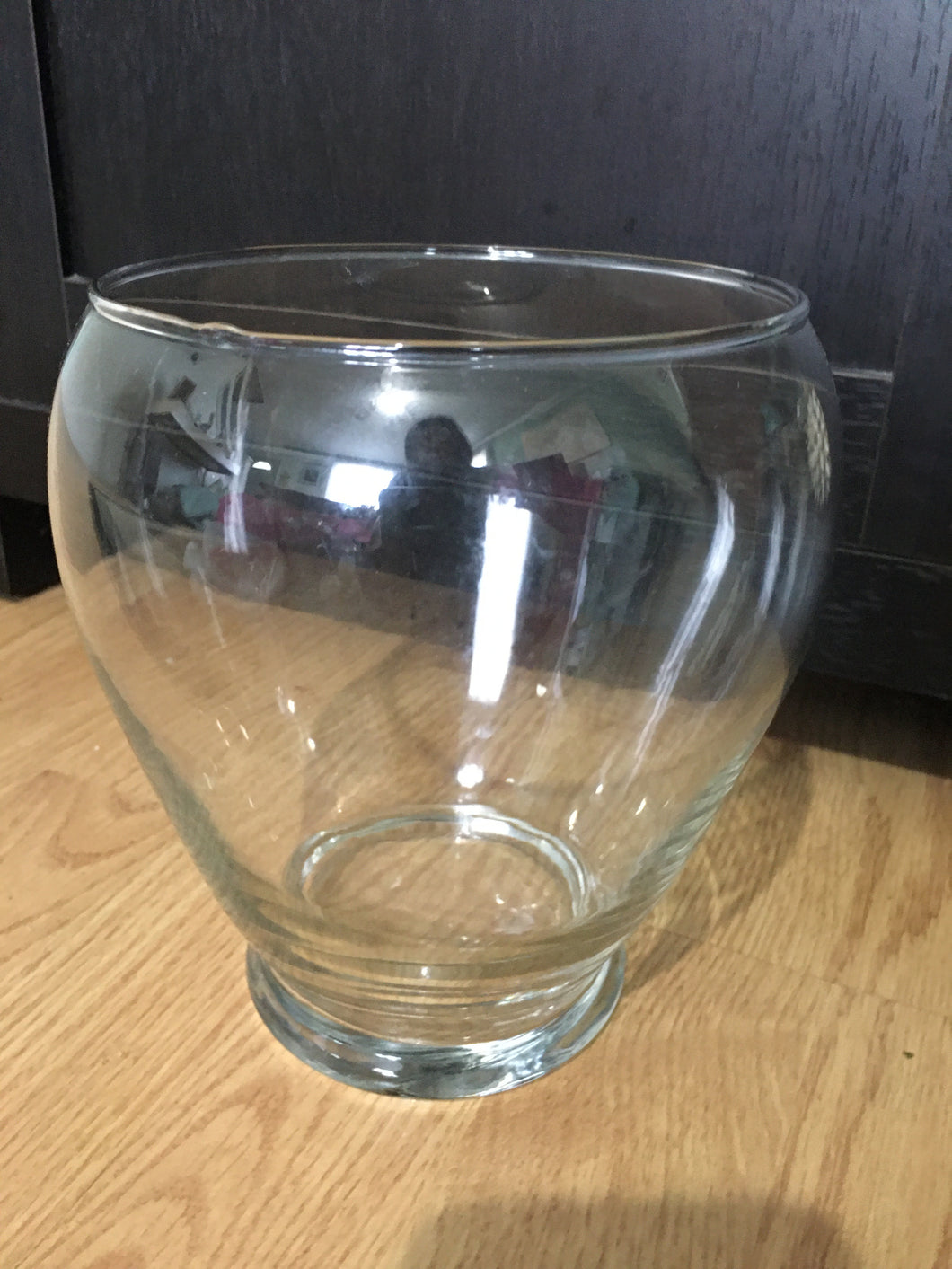 BEND100-G   Glass Vase