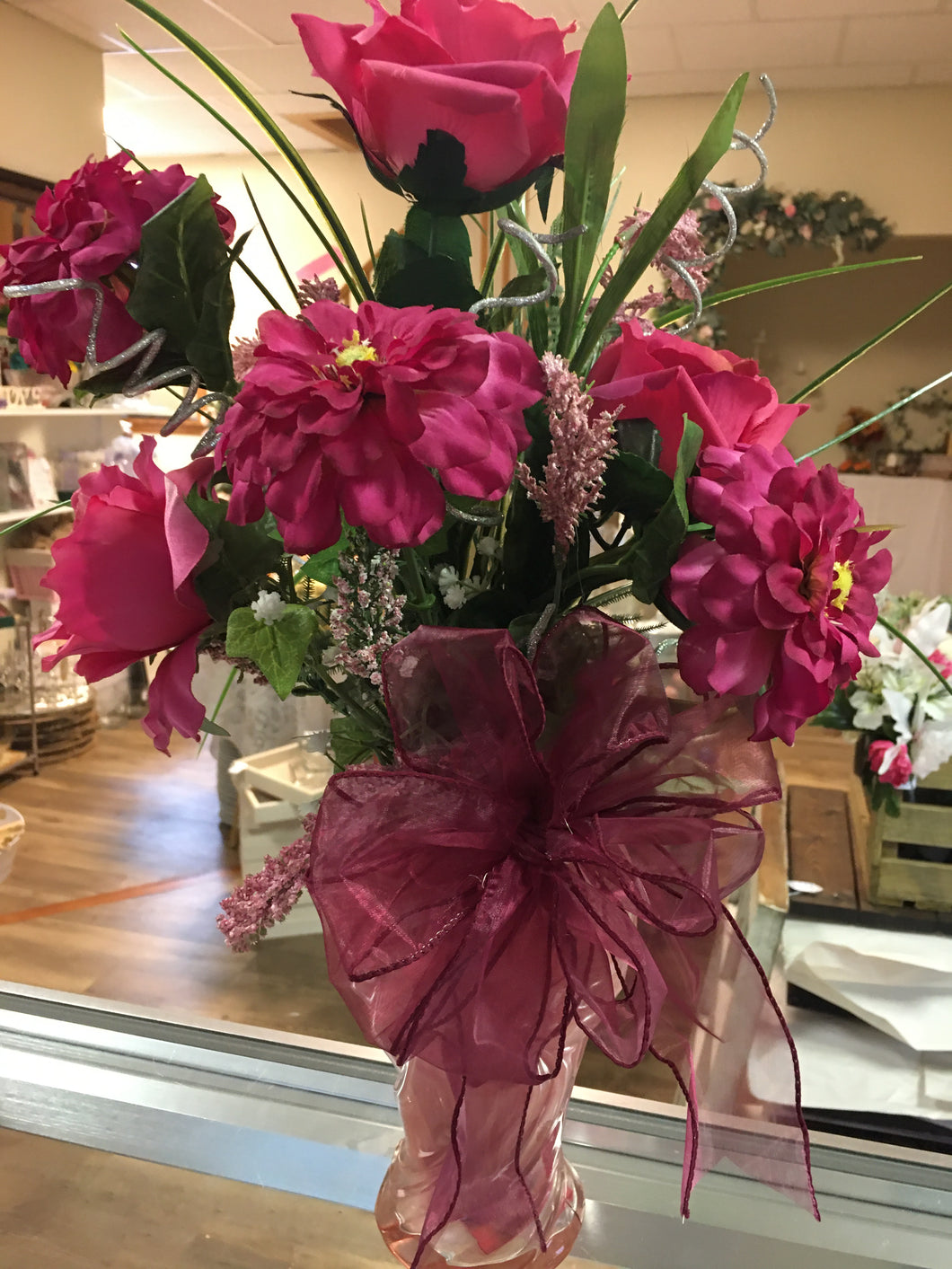 LYNC400-L. Pink Floral Bouquet with Vase