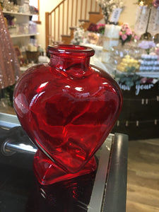 ADAM200-E.   5” Red Heart Bud Vase