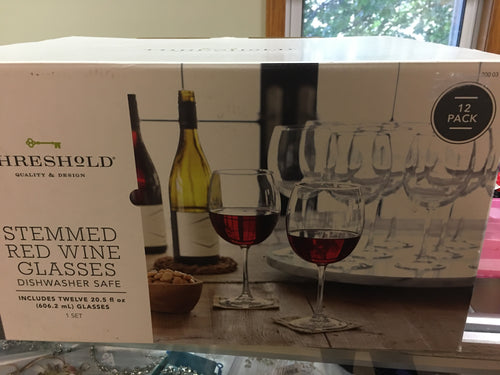 LOCH100-Z Set of 12 Wine Glasses