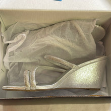 Load image into Gallery viewer, SMIT700-D Silver Wedge Heels Size 7