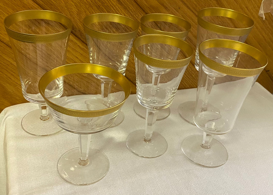 CHAR100-AO Gold Trim Glass Set