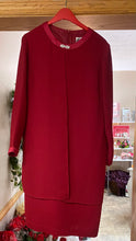 Load image into Gallery viewer, HOOD100-BB Red Long Sleeve Gown. Size 12