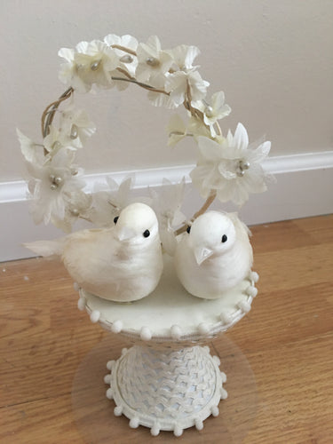 MYTR100-R.  Dove Cake Topper