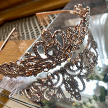 Load image into Gallery viewer, RING200-E Rose Gold Tiara