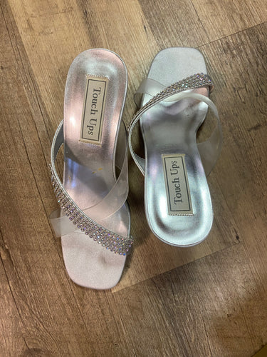 BRUN100-D Silver Heels. Size 7.5