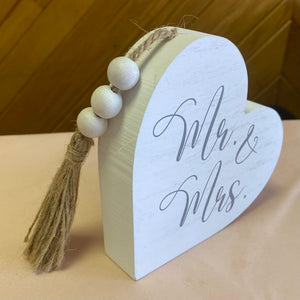 HIPP100-M Whitewash Mr&Mrs Sign