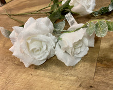 Load image into Gallery viewer, RING200-AH White Glitter Roses
